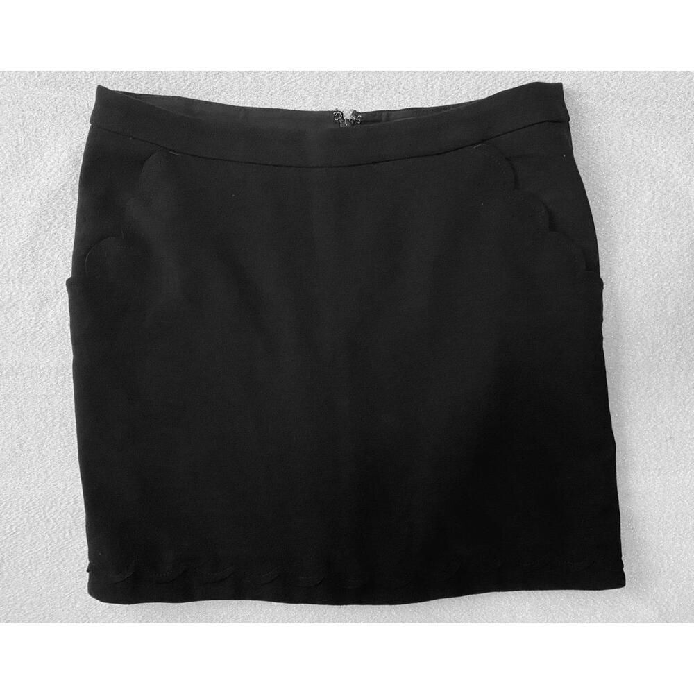 Banana Republic black skirt